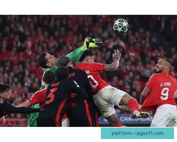 从宣布退役到火线复出什琴斯尼再披战袍拯救球队的传奇一夜惊心动魄